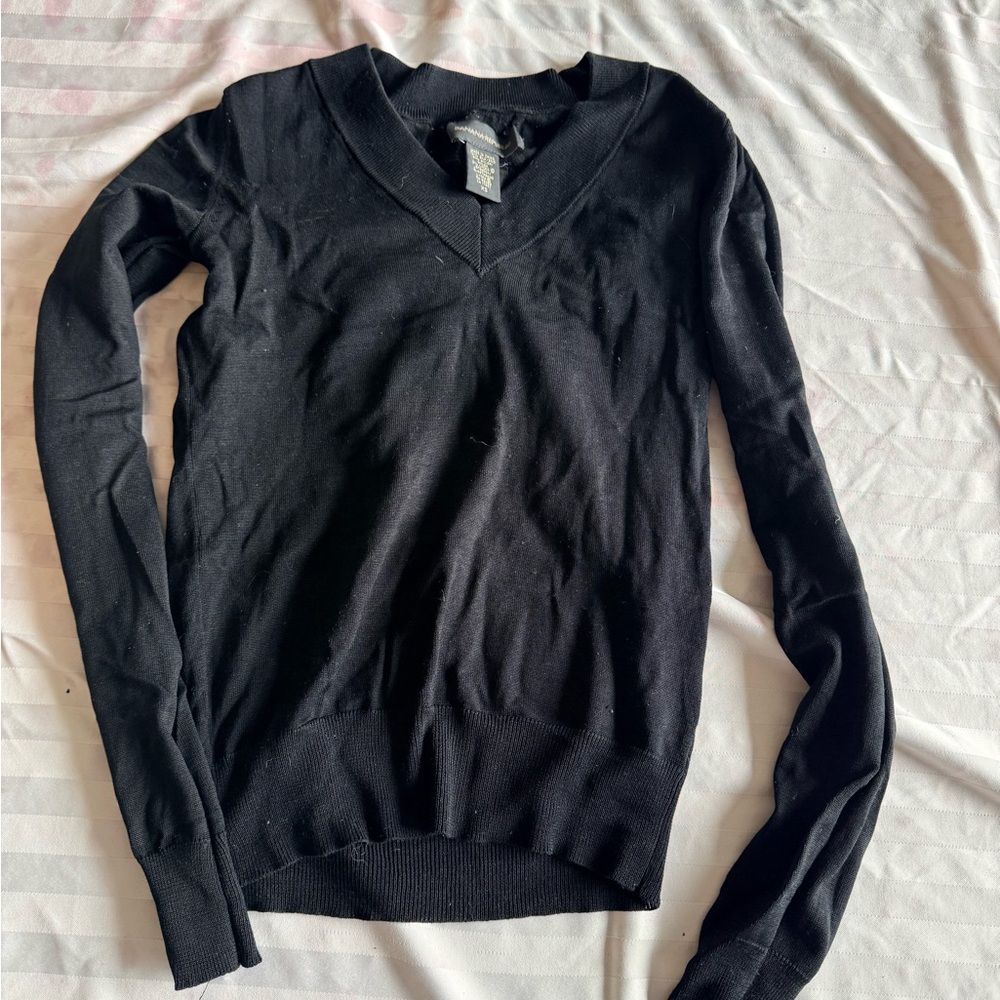 Banana Republic V-Neck Women's Sweater - silk